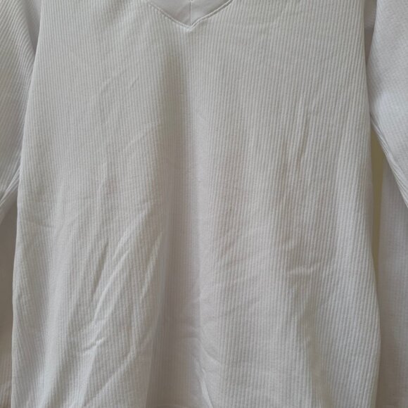 Athleta V neck Long Sleeve top - Picture 3 of 4